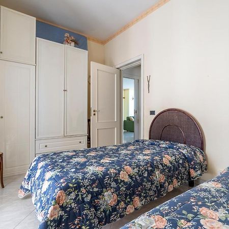 Grazia Attic Apartment With Terrace Trani Exterior foto