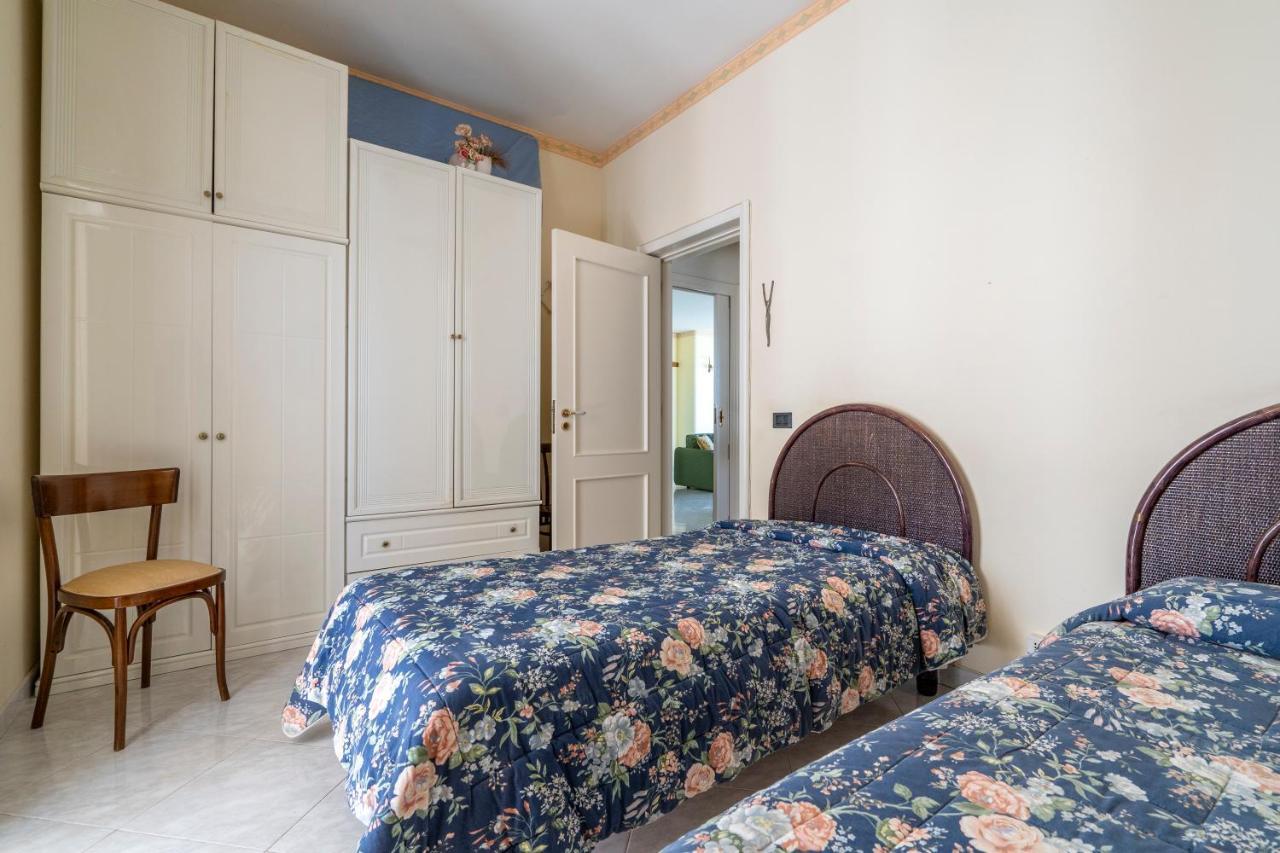 Grazia Attic Apartment With Terrace Trani Exterior foto